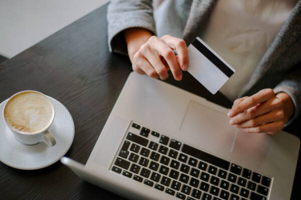 How NFC Business Card Helps You Make a Strong Impression