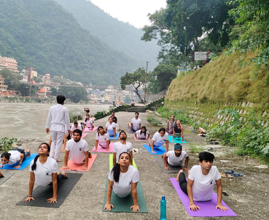 The Ultimate Wellness Experience: Detox Retreat in Rishikesh
